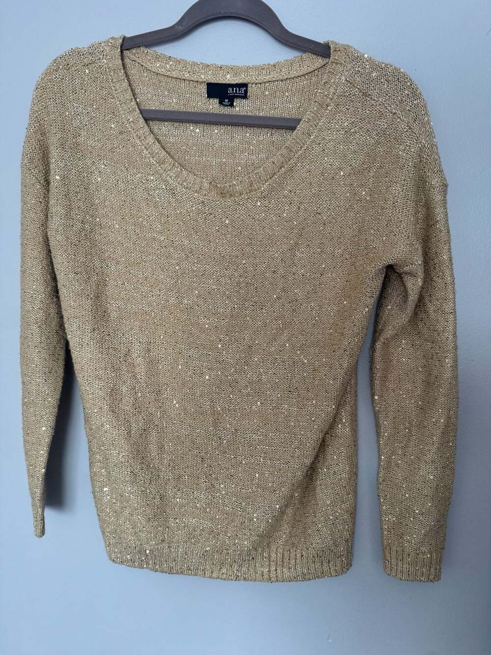 A.N.A a new approach Gold Sequin Glitter V-Neck Pullover Sweater Size M